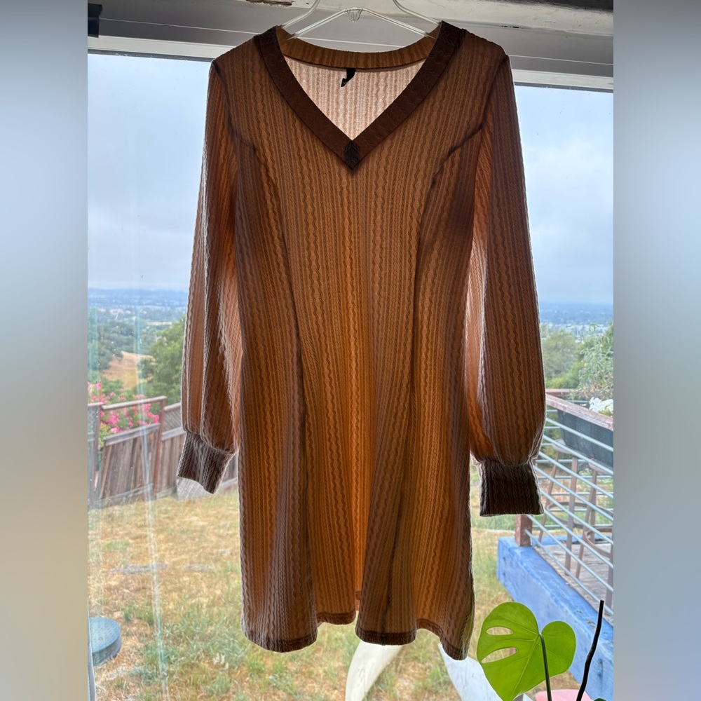 Oyanus Size Large Long Sleeve Mini Dress